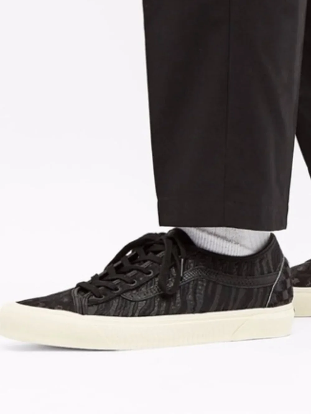 Vans x Billy’s Bess Ni Sneakers Limited Edition Leather Black Animal Size 6 NEW